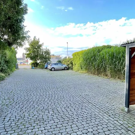 Geraeumiges City-Apartment Mit 2 Badezimmer Und Parkplaetzen D46-Og Oldenburg Zewnętrze zdjęcie